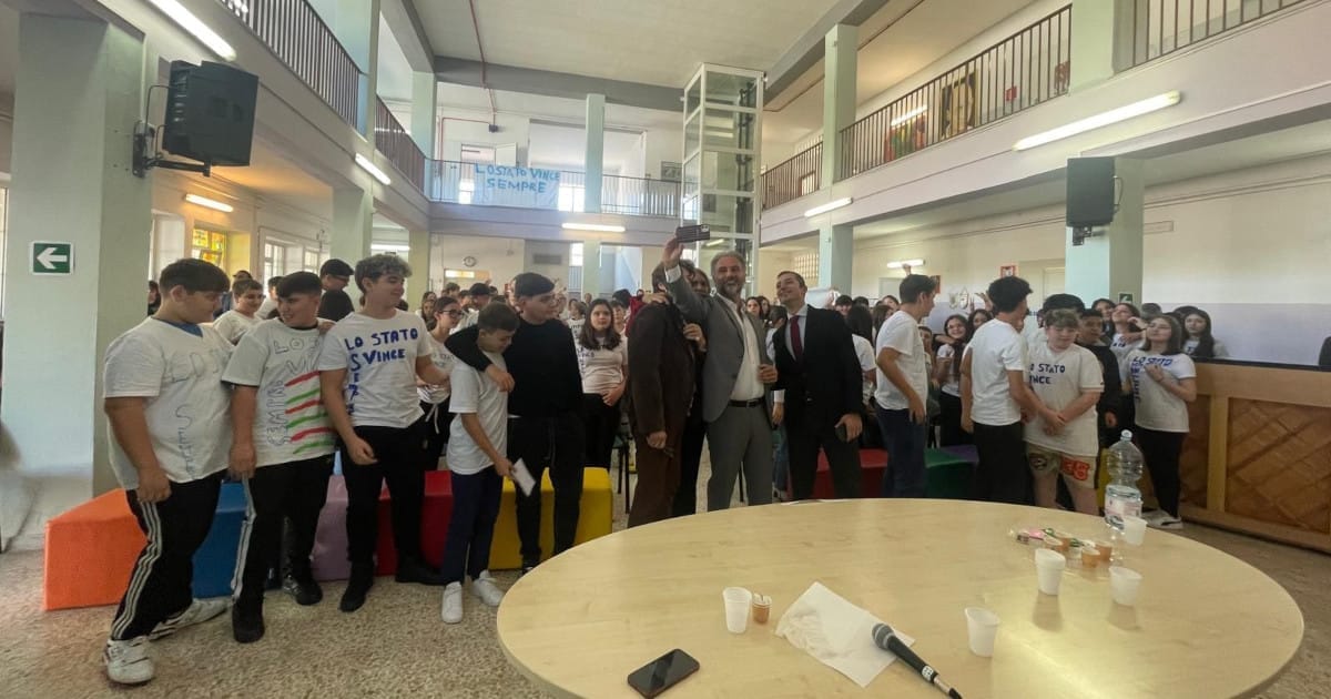 Catello Maresca scuola Secondaria Fermi di Cervino