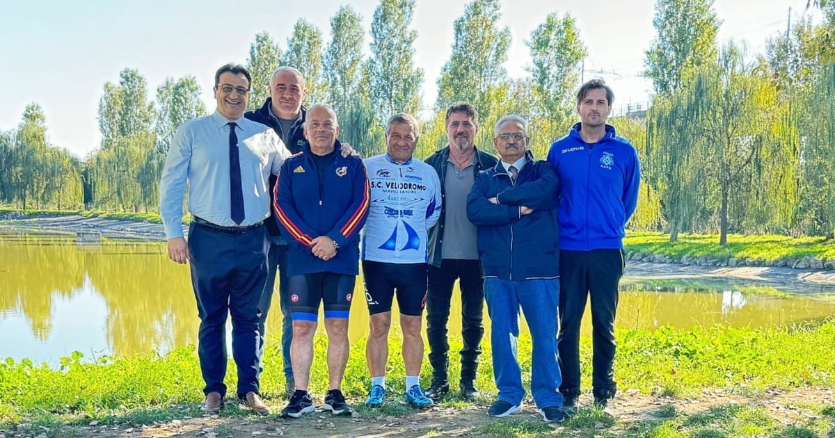 amici laghetto ring verde