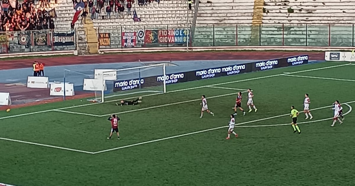 Casertana Potenza palo di Capasso